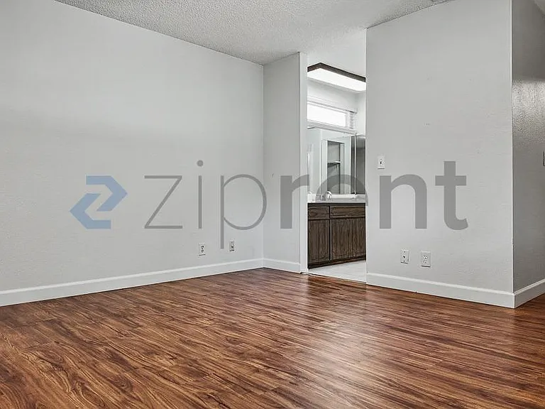 9517 Helio Dr #9517 — Photo 27