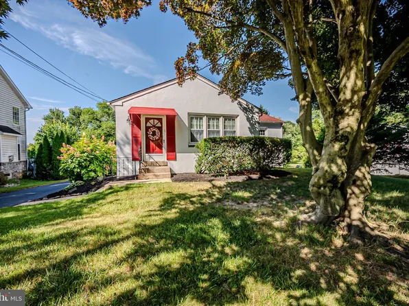 2304 Silverside Rd, Wilmington, DE 19810