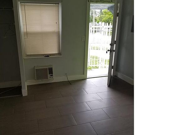 5th image of 1245 NE 110th Ter