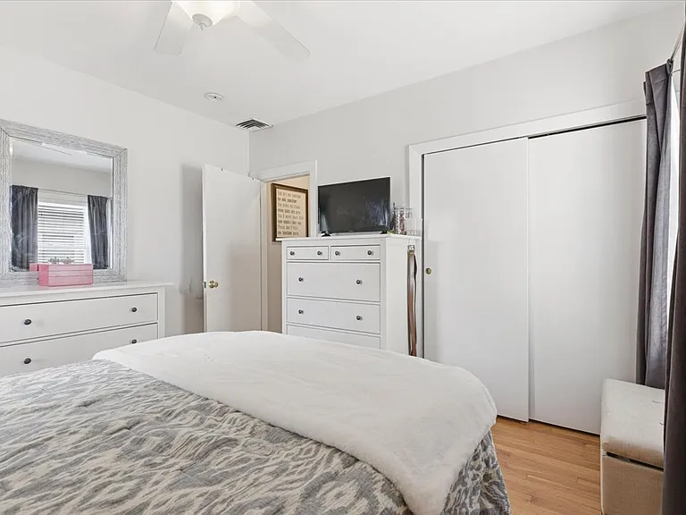 191-193 Cornell St #2 — Photo 13
