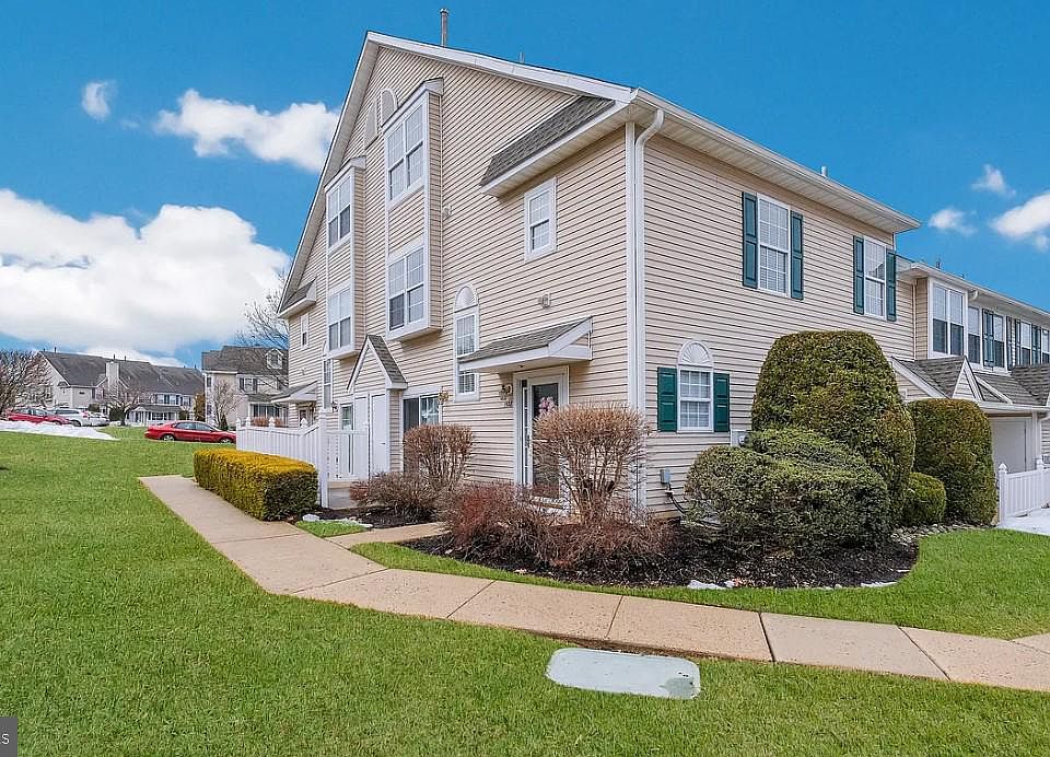 1st image of 1508 Carol Ct