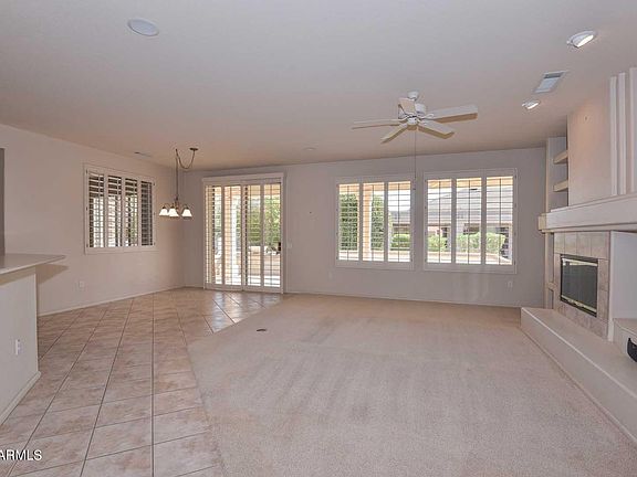 3rd image of 19747 N LONE CACTUS Drive