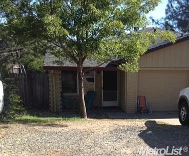 2nd image of 177 E Hillcrest Dr