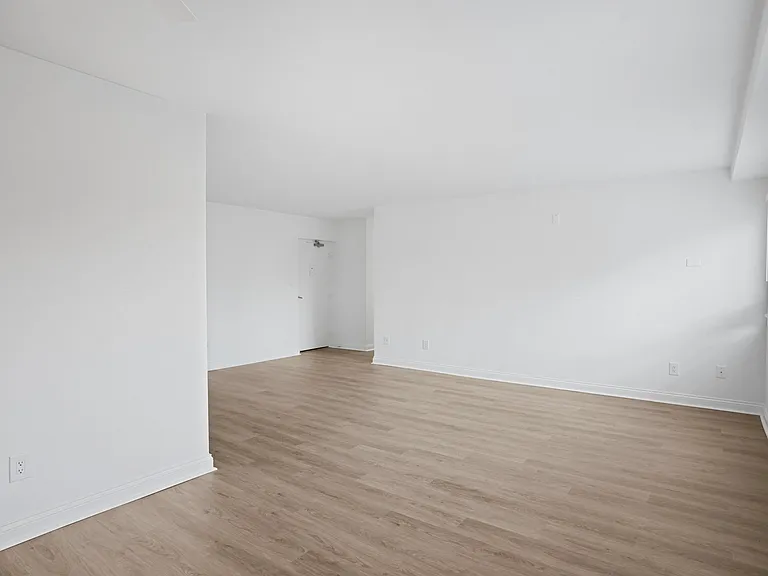 Infinity Apartments — Photo 25