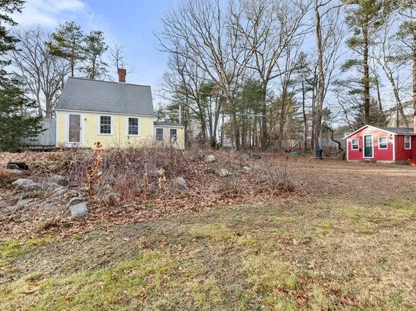 23 Lake St, Kingston, MA 02364