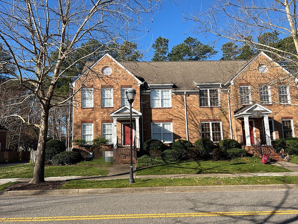 1st image of 273 Herman Melville Ave