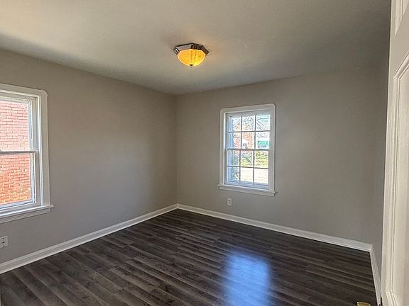 5th image of 4464 Lee Heights Blvd