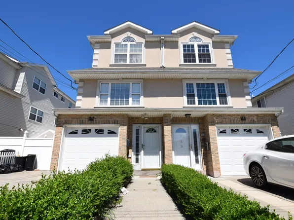 135 Weed Ave, Staten Island, NY 10306