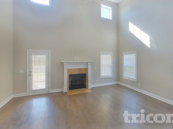 3rd image of 1509 Burrows Ave