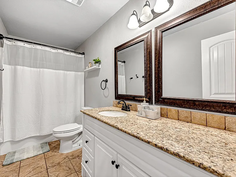 1406 Dogwood Dr — Photo 10