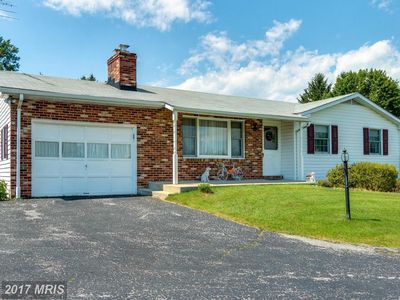 920 Rolling Ridge Dr, Westminster, MD, 21157