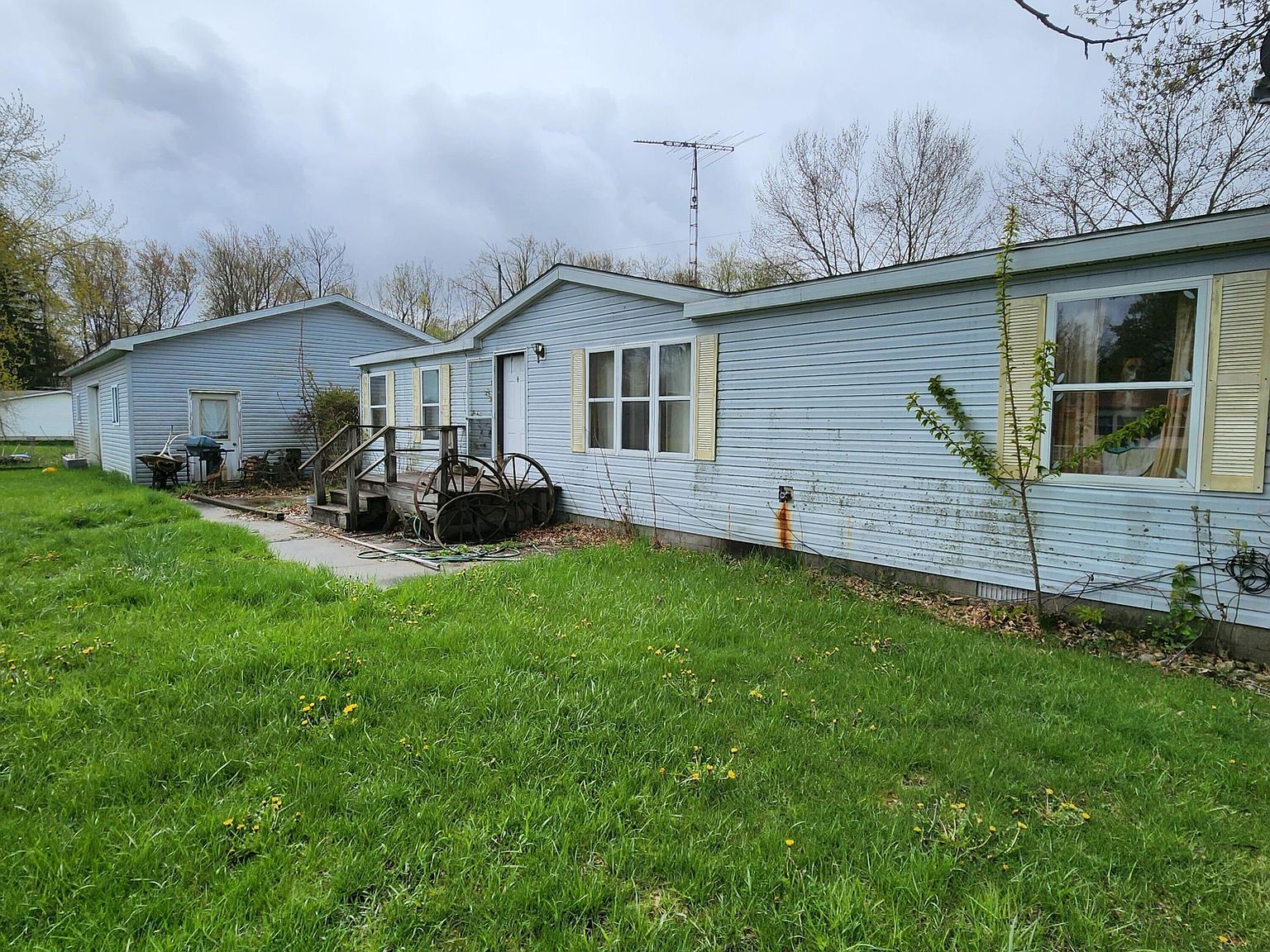 2935 Shady Dr, Osseo, MI 49266 Zillow