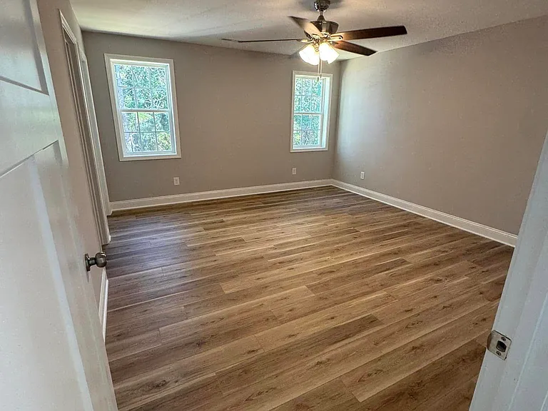 895 S Henley St — Photo 10