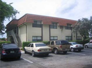 10020 NW 6th St, Pembroke Pines, FL 33024