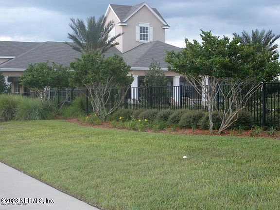 4th image of 6408 AUTUMN BERRY Circle