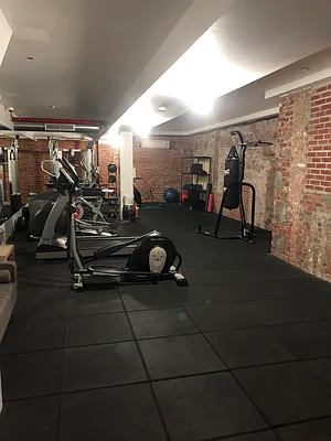 Rented by Jacquelyn 327 LLC | media 9