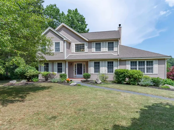 10 Jambard Road, Hollis, NH 03049