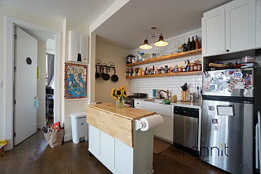 Rented by Rennit Inc.