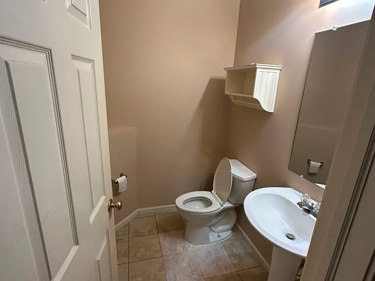 1251 Brookdale Dr — Photo 6