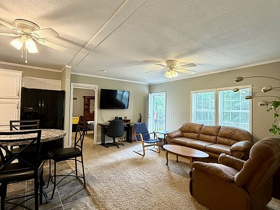 5th image of 135 Spring Rd