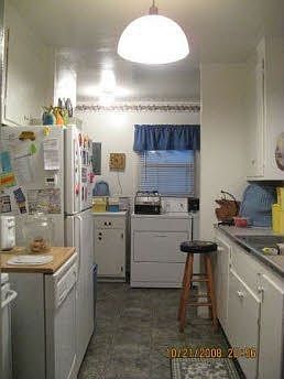 2nd image of 403 E 16th St