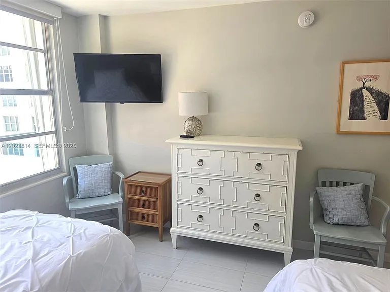 5161 Collins Ave #502 — Photo 11