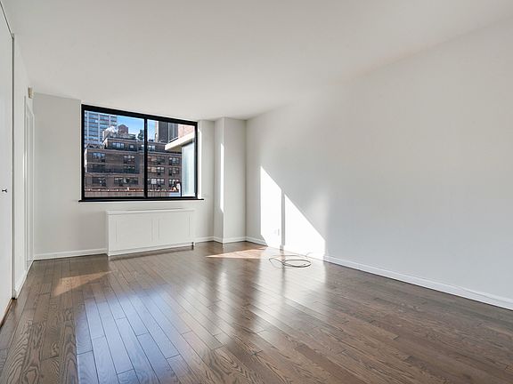 5th image of 330 E 75th St APT 8C