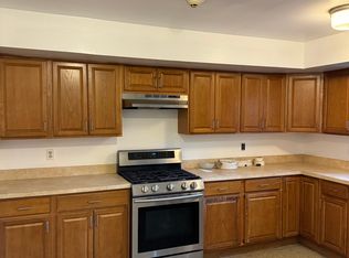 12 Steuben St #1, Staten Island, NY 10304