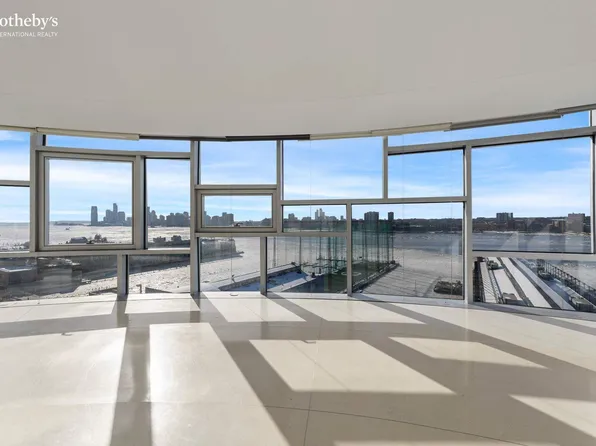 100 Eleventh Avenue image 1 of 18