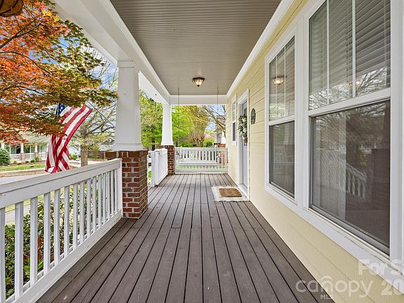 2nd image of 11102 Harbert Rd