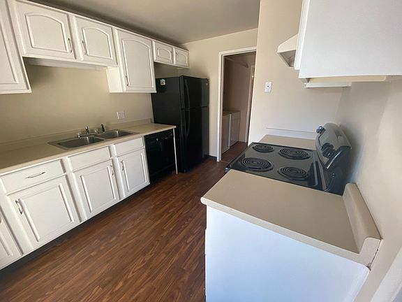 5th image of 1773 London Cir