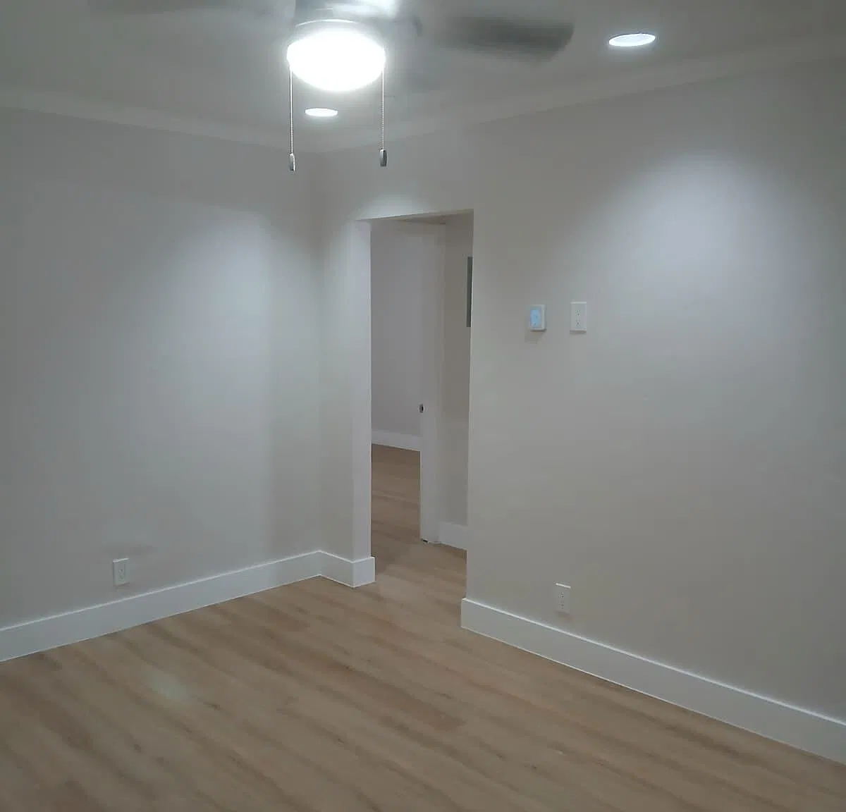 1 bed, 1.0 bath, 500 sqft, $1,900 — Photo 3