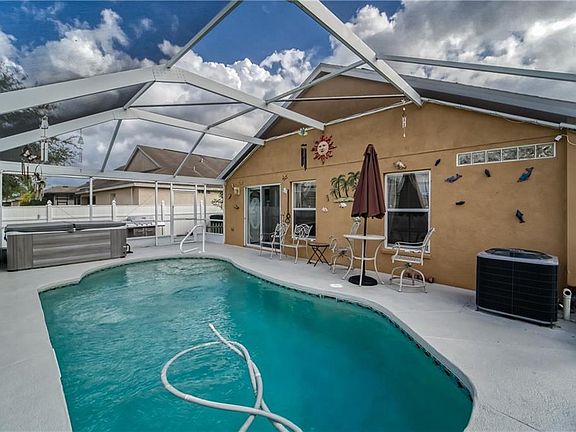 3rd image of 24543 Victoria Wood Ct