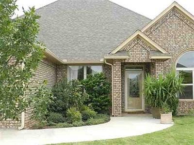 2nd image of 7006 SW Angelwood Dr