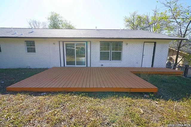 323 Stockton Dr — Photo 29