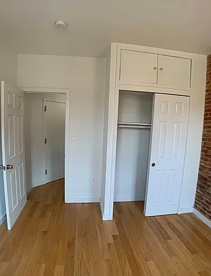 Rented by Avenues Real Estate | media 28