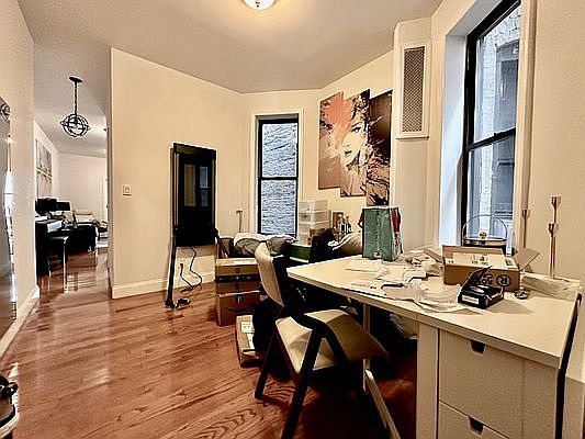 1st image of 938 Amsterdam Ave #2S