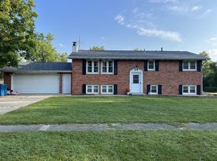 632 2nd Ave NW, Demotte, IN 46310