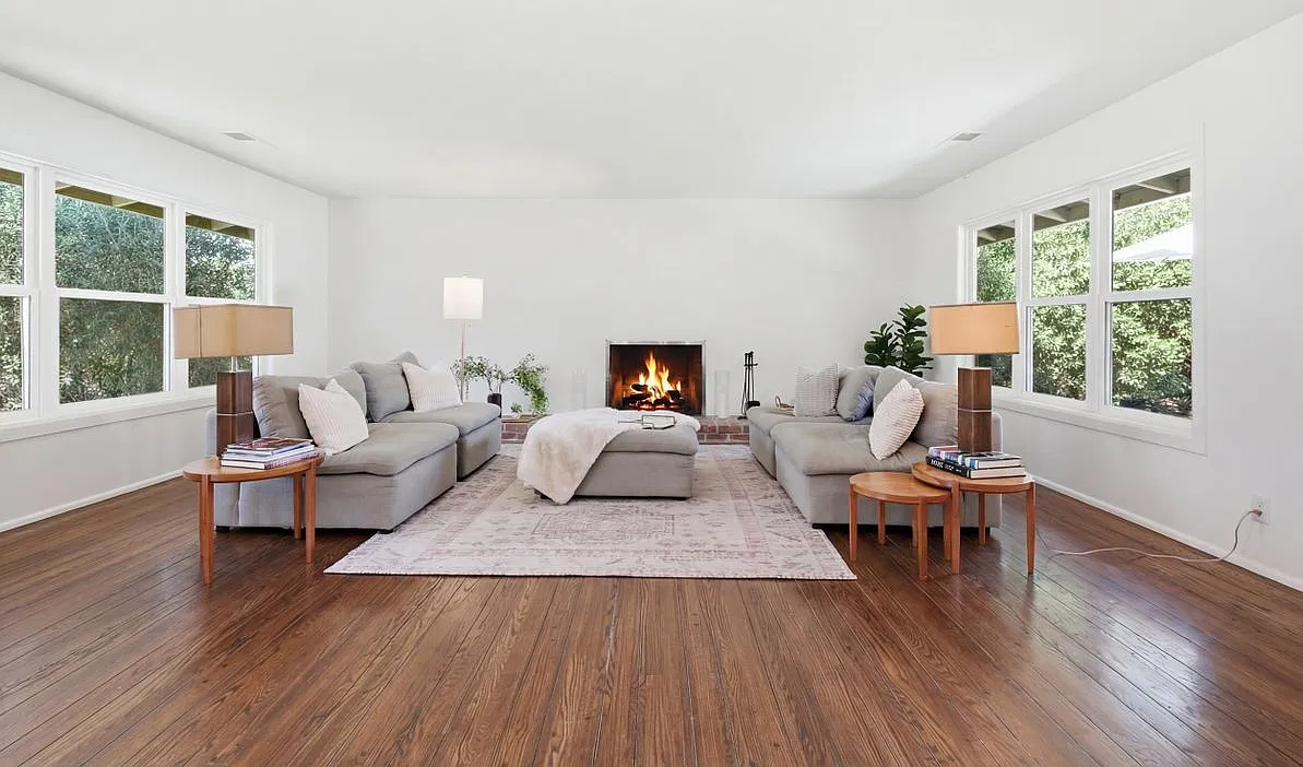 3 bed, 3.0 bath, 1754 sqft, $5,000 — Photo 3