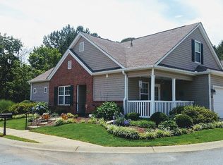 1250 W Oaks Way, Woodstock, GA 30188