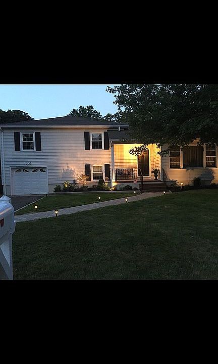 1st image of 7 Normandy Blvd W