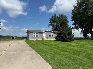 387 E Perry Rd, Ligonier, IN 46767