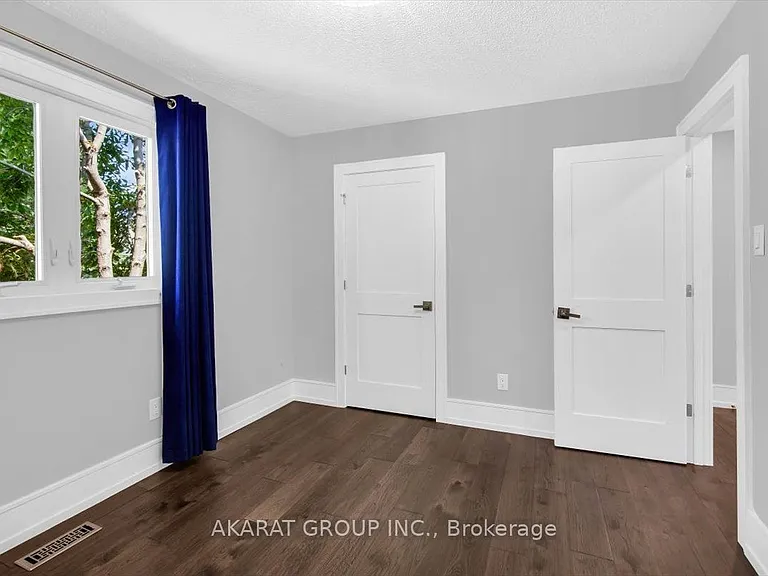 1274 Kings College Dr — Photo 28