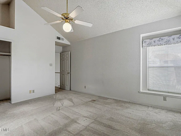 7765 Dianjou Dr — Photo 37