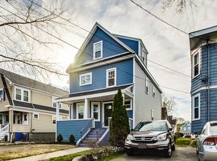 40 Cleveland St, Melrose, MA 02176