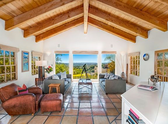 Great Room / Family Room