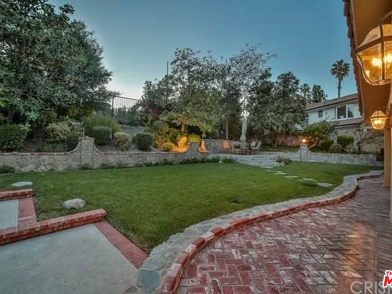 4949 Palomar Dr — Photo 8
