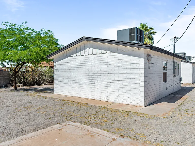 5221 N 23rd Ave #A — Photo 22