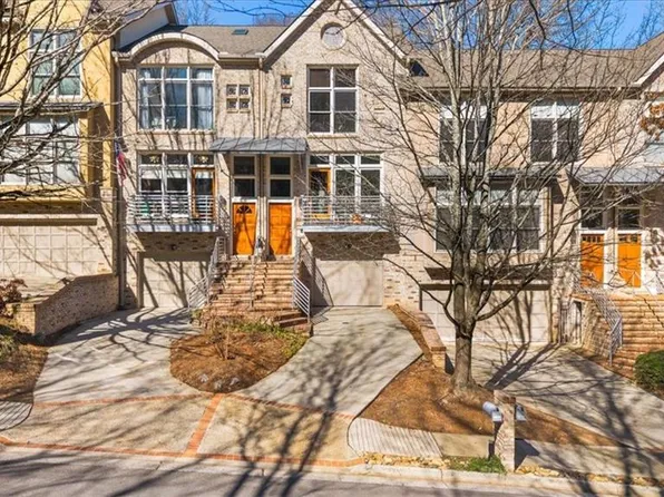 1286 Fernwood Cir, Atlanta, GA 30319