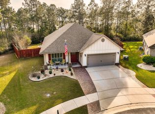 99 Twain Trl, Freeport, FL 32439